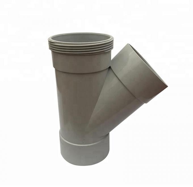 白い色の酸素のコンセントレイターの部品ポリ塩化ビニールの排水の管付属品型